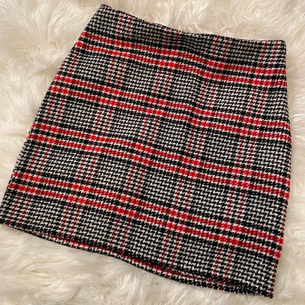 Red / White / Black plaid pencil Primark skirt
